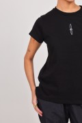 REMERA KNIFE