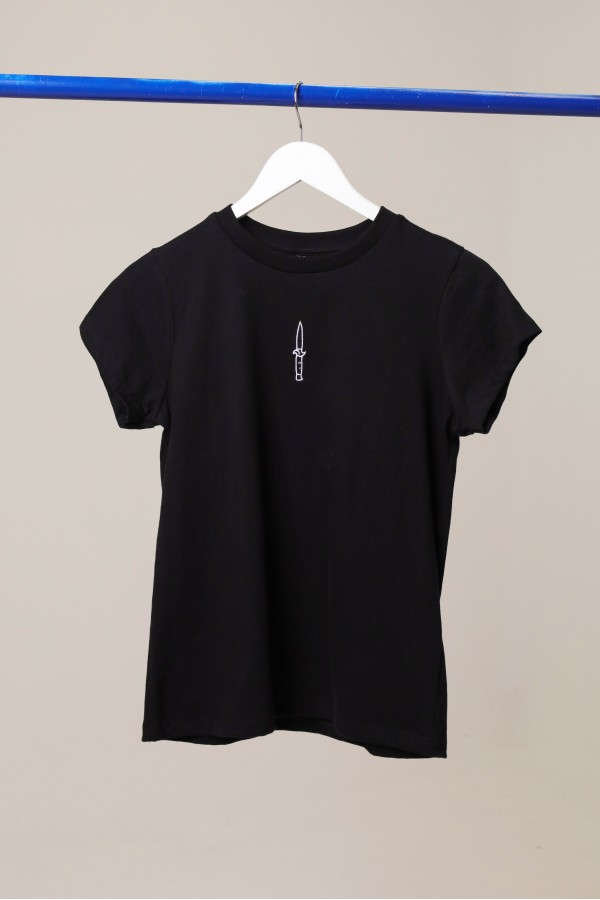 REMERA KNIFE