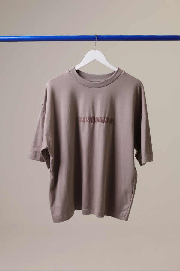 REMERA ESCAPISM